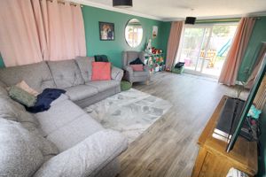 Lounge- click for photo gallery